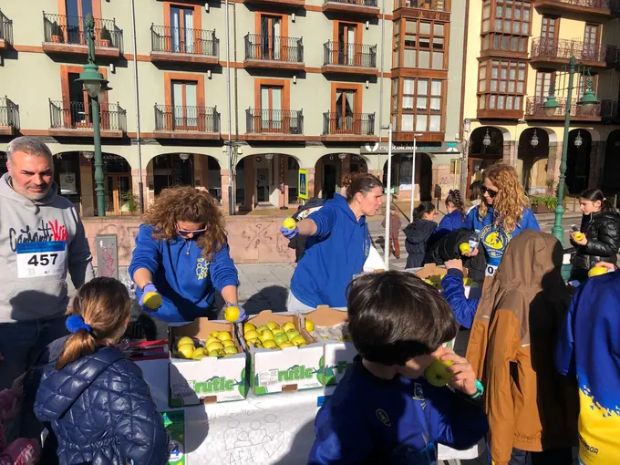 III Marcha Contra el Cáncer Infantil · Fotografía 4