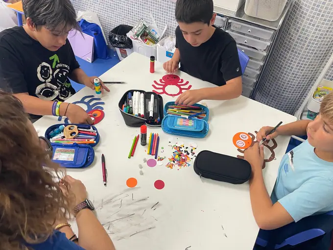 Taller de Lámpara de Araña de Halloween · Fotografía 4